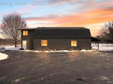14463 Seymour Road, Argentine Twp, MI 48451