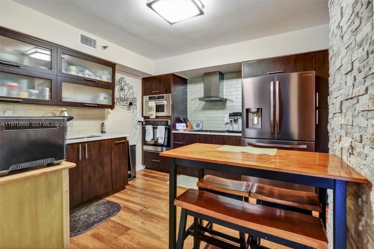 3500 Mystic Pointe Dr, Unit 302, Aventura, FL 33180 Photo