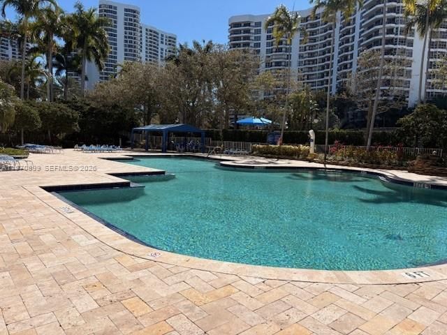 3500 Mystic Pointe Dr, Unit 302, Aventura, FL 33180 Photo