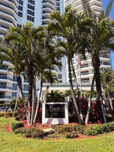 3500 Mystic Pointe Dr, Unit 302, Aventura, FL 33180 Photo
