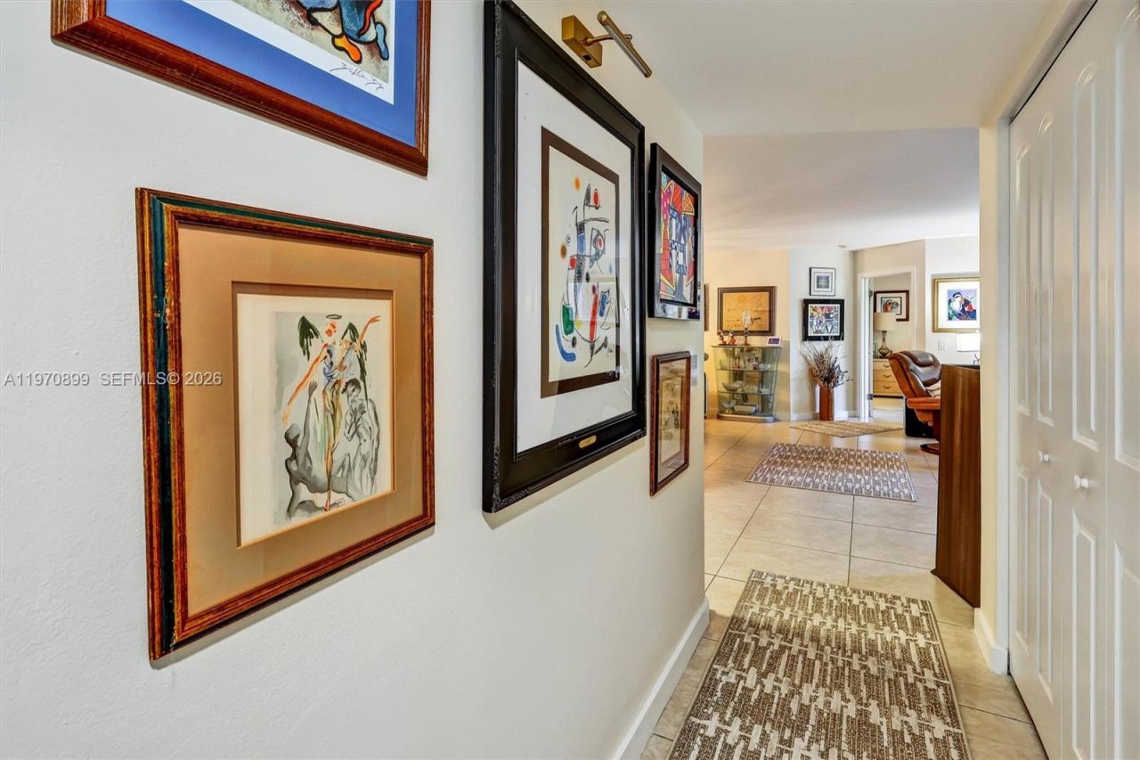 3500 Mystic Pointe Dr, Unit 302, Aventura, FL 33180 Photo