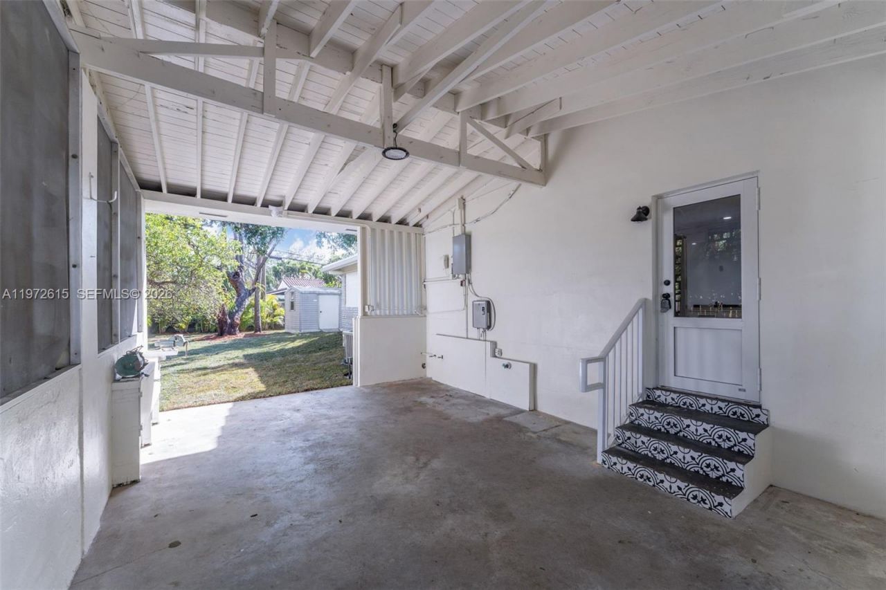 3965 SW 60th Ct, Miami, FL 33155 Photo