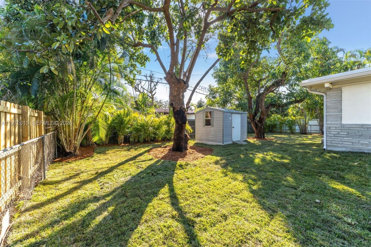 3965 SW 60th Ct, Miami, FL 33155 Photo