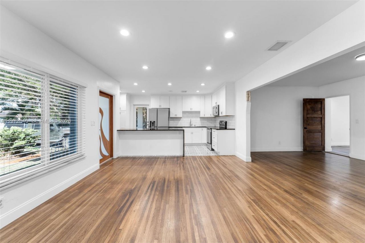 3965 SW 60th Ct, Miami, FL 33155 Photo