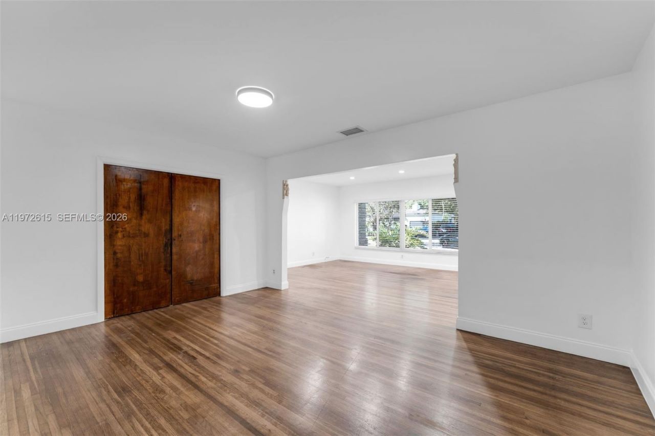 3965 SW 60th Ct, Miami, FL 33155 Photo