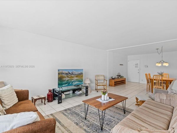 111 Golden Isles Dr , Unit G8, Hallandale Beach, FL 33009