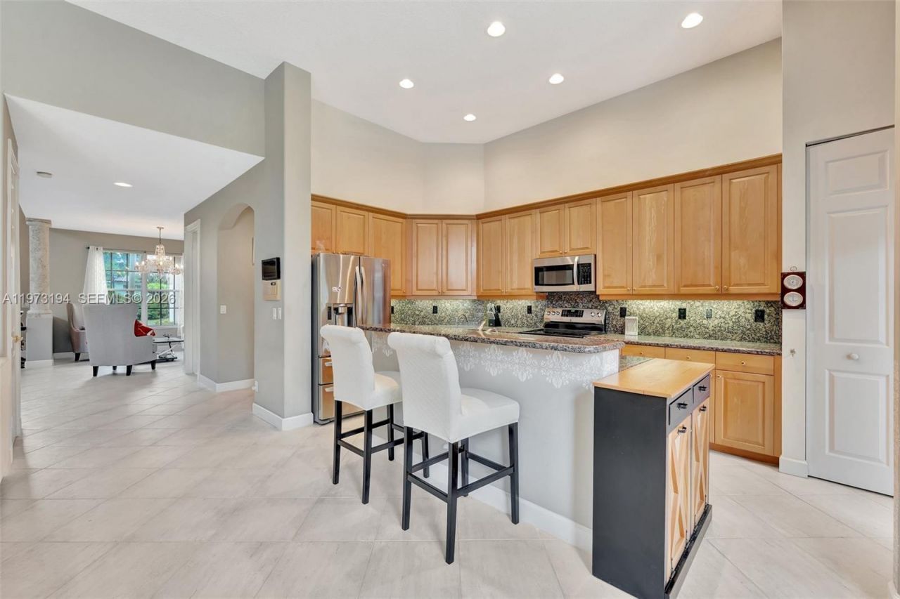 546 NW 118th Ter, Coral Springs, FL 33071 Photo