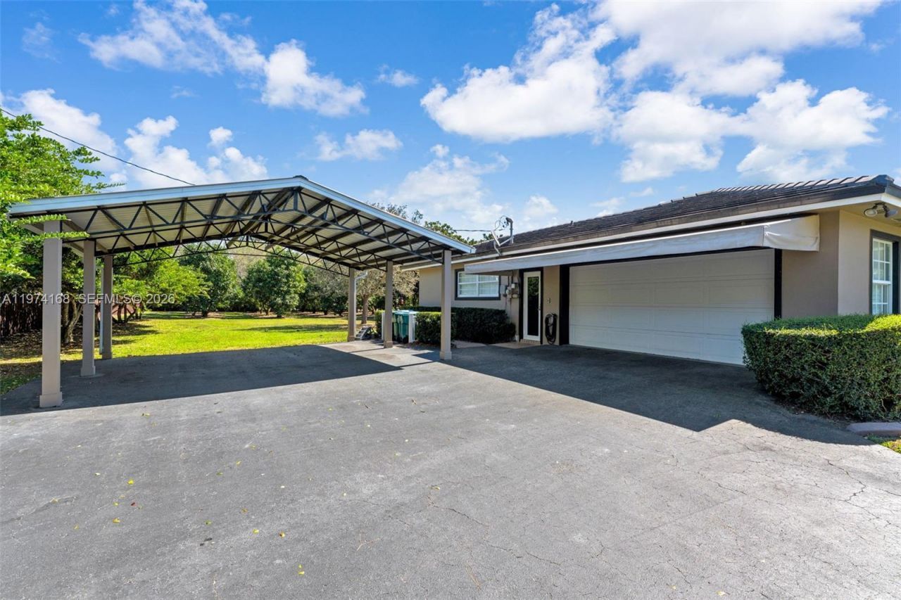 28905 SW 169th Ave, Homestead, FL 33030 Photo