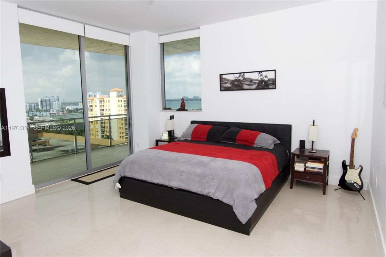 7901 Hispanola Ave, Unit 1201, North Bay Village, FL 33141 Photo