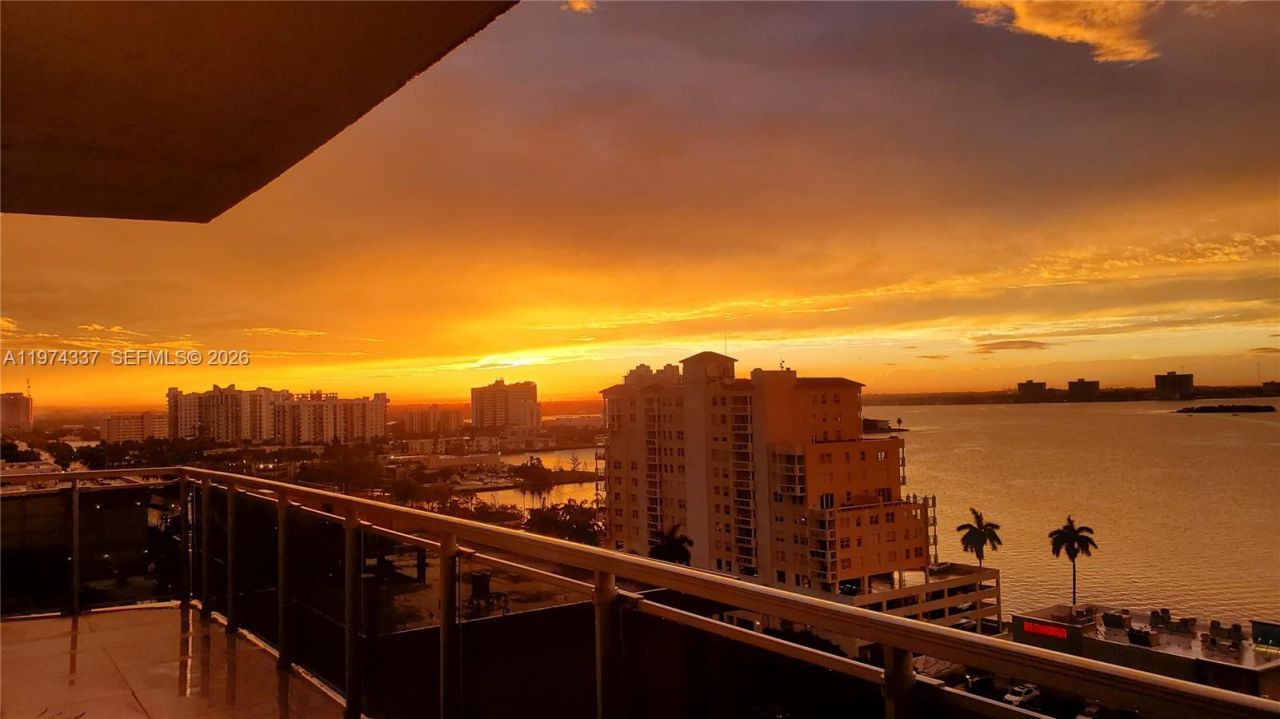 7901 Hispanola Ave, Unit 1201, North Bay Village, FL 33141 Photo