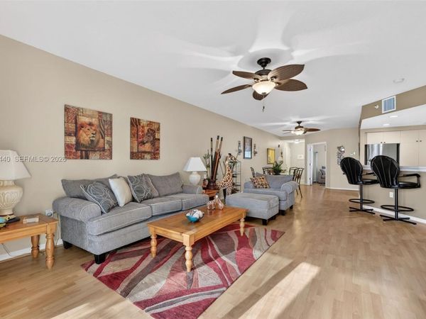 4401 Crystal Lake Dr, Unit 101, Deerfield Beach, FL 33064