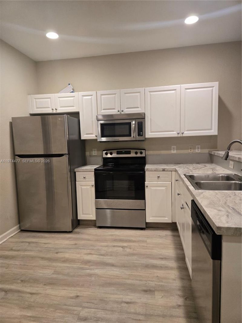 1952 Marsh Harbor Dr, Unit 1952, Riviera Beach, FL 33404 Main Photo