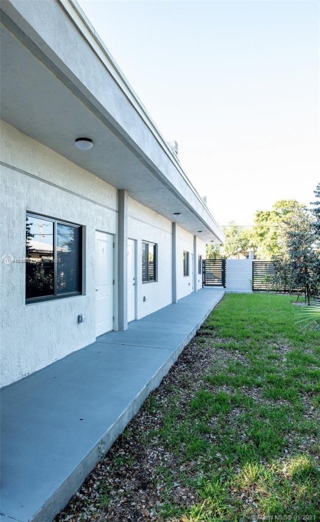 120 NE 71st St, Unit 4, Miami, FL 33138 Photo