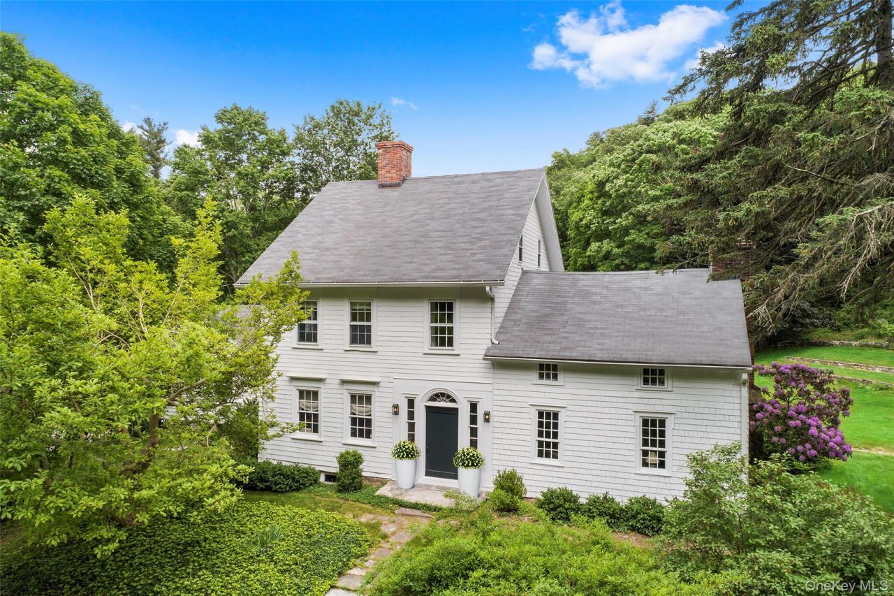 908 Old Post Road , Bedford, NY 10506 Main Photo