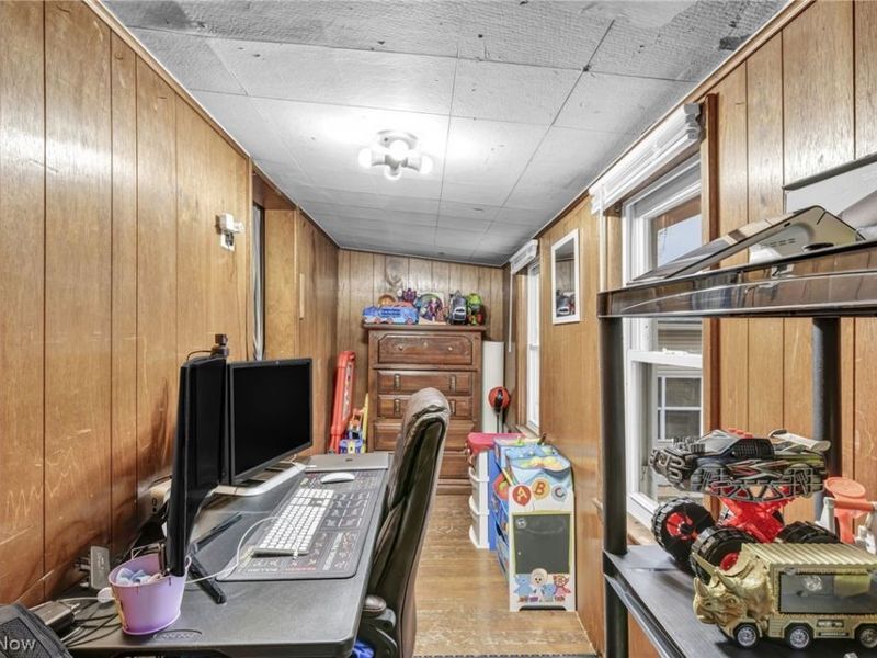 796 Allyn Street , Akron, OH 44311 Photo 22