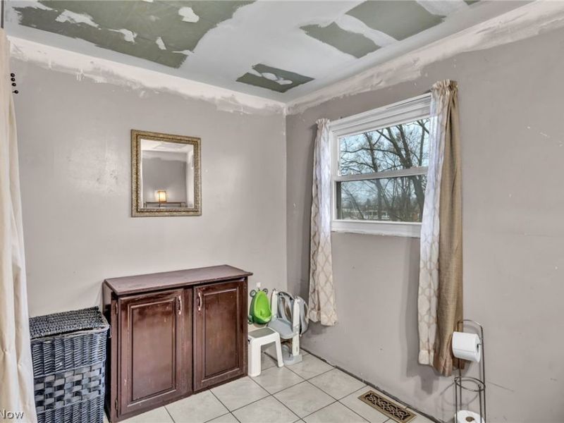 796 Allyn Street , Akron, OH 44311 Photo 23