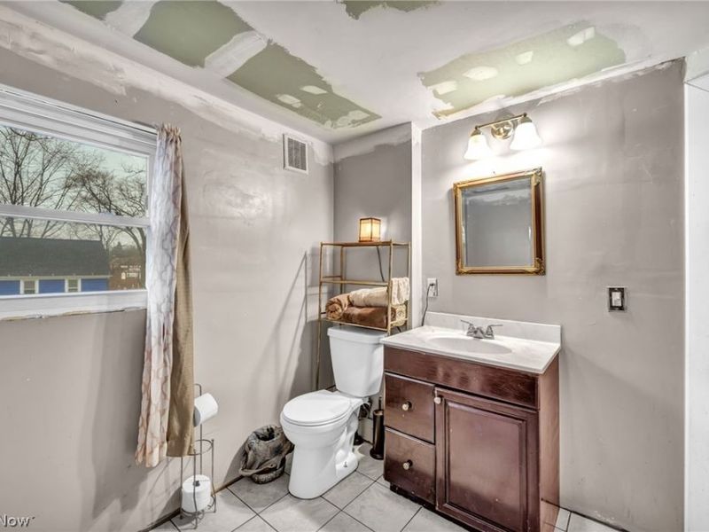 796 Allyn Street , Akron, OH 44311 Photo 25