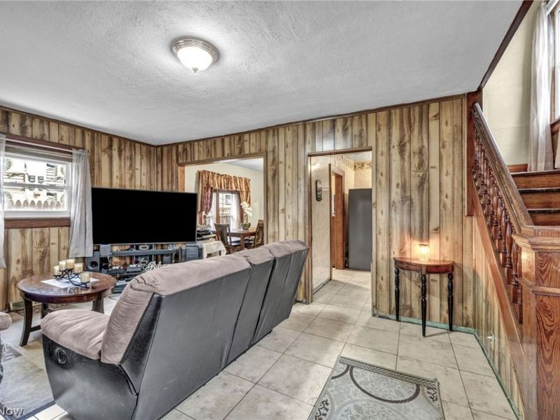 796 Allyn Street , Akron, OH 44311 Photo 4