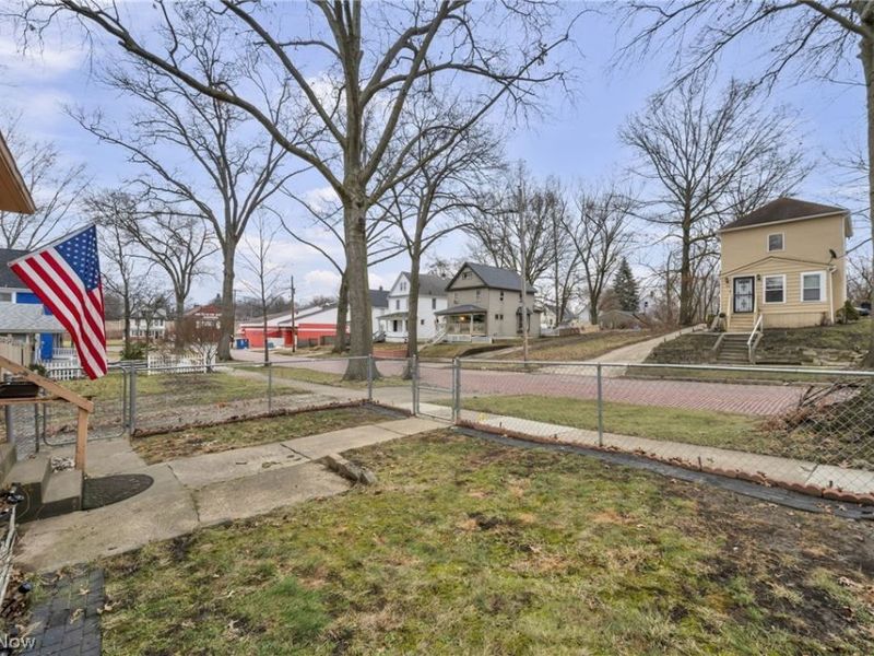 796 Allyn Street , Akron, OH 44311 Photo 46