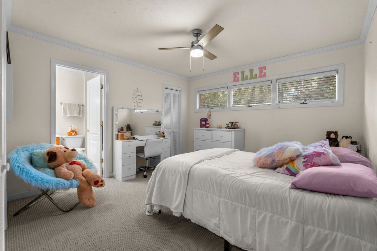 1762 Cliffwood Dr. Photo 32