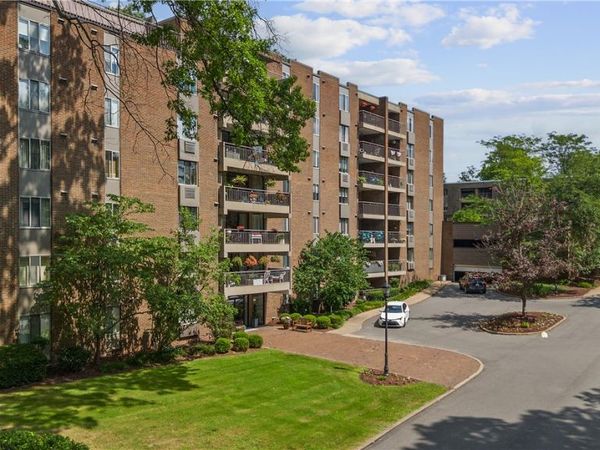 201 Grant St, Unit 609, Sewickley, PA 15143