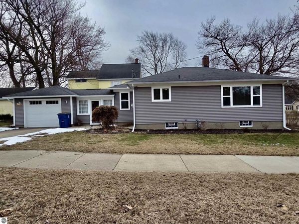 603 Central Avenue, Holland, MI 49423