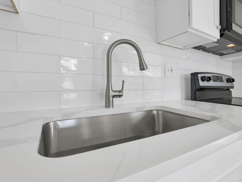 2932 Renfro Road, Columbus, OH 43232 Photo 23