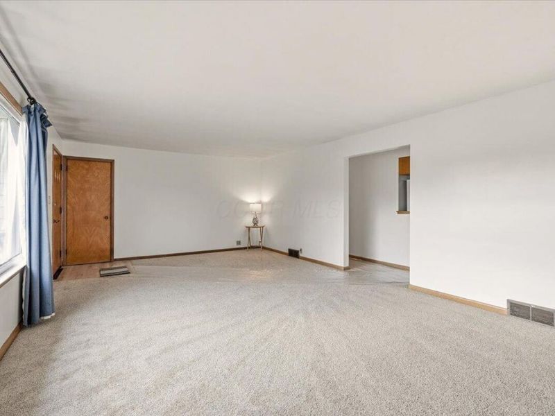 105 Margaret Street , Newark, OH 43055 Photo 4