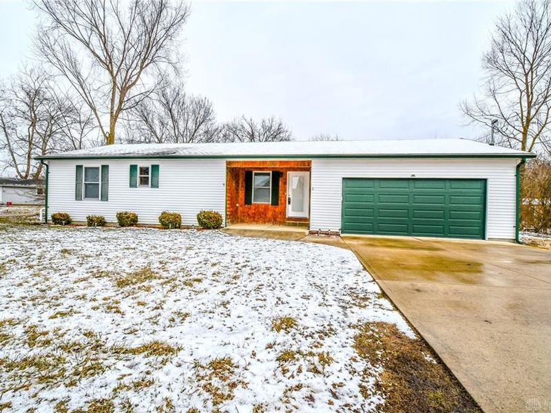 1368 Beach Drive, Medway, OH 45341 Photo 3