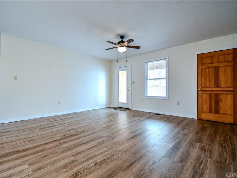 1368 Beach Drive, Medway, OH 45341 Photo 7