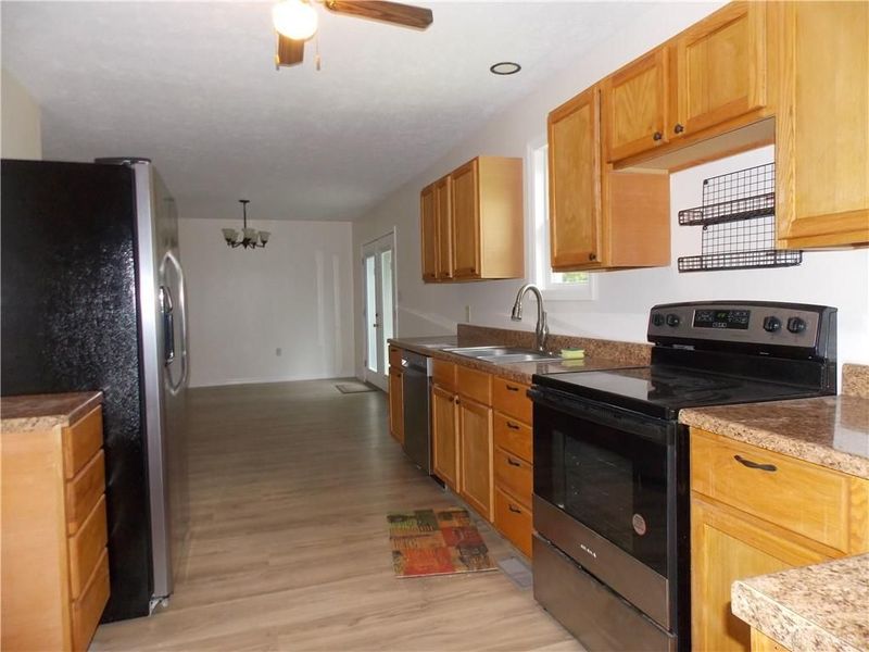 1368 Beach Drive, Medway, OH 45341 Photo 9