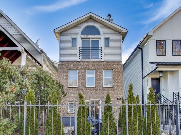 3442 N DAMEN Avenue , Unit 3, Chicago, IL 60618