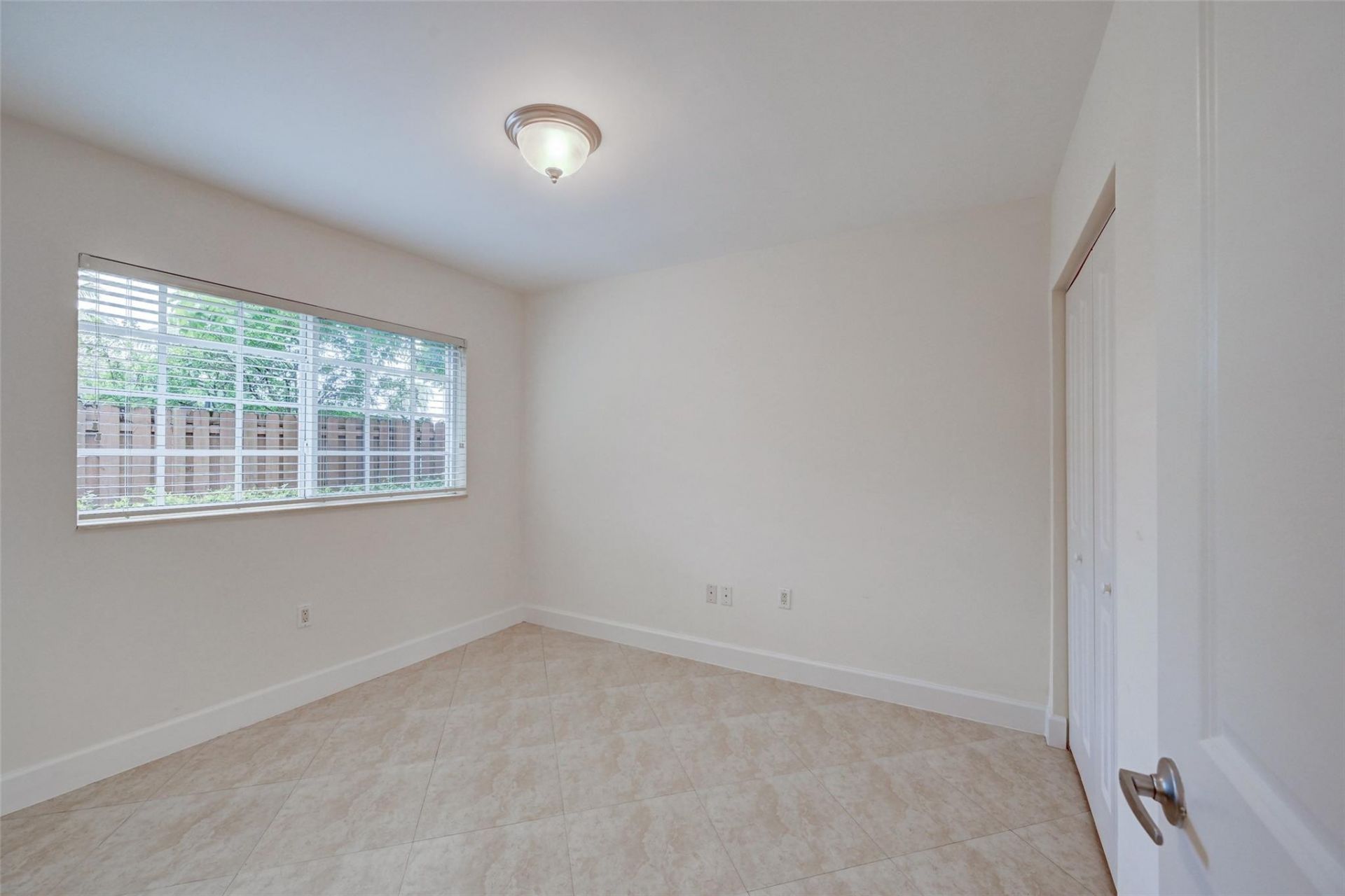 410 SW 15th Street, Unit 101, Pompano Beach, FL 33060 Photo