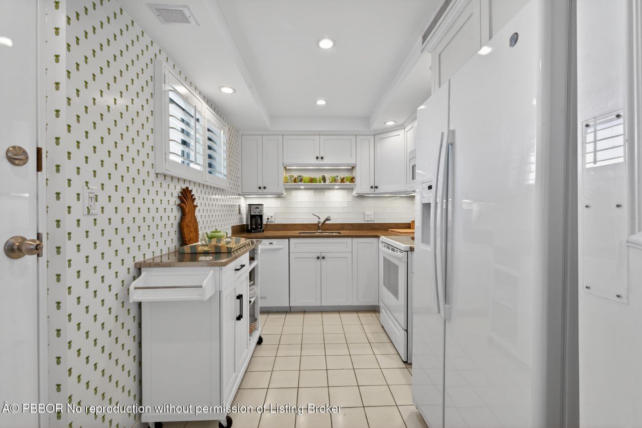 227 Australian Avenue, Unit 2C, Palm Beach, FL 33480 Photo