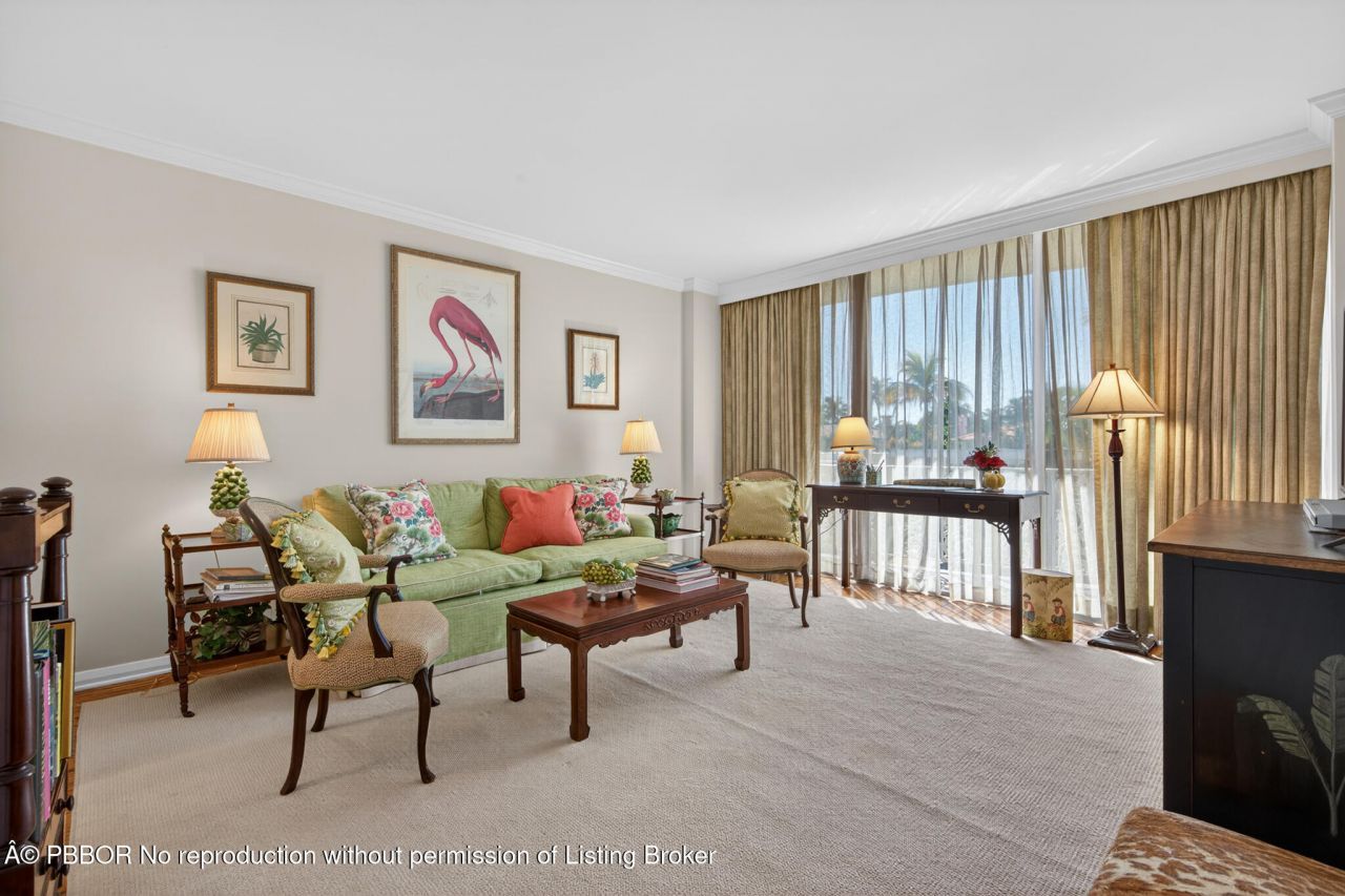 227 Australian Avenue, Unit 2C, Palm Beach, FL 33480 Photo