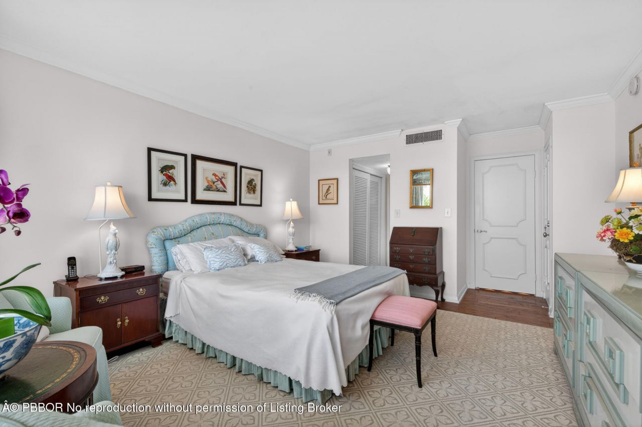 227 Australian Avenue, Unit 2C, Palm Beach, FL 33480 Photo