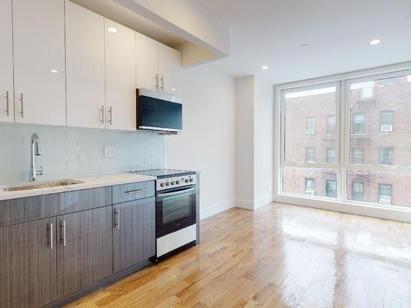 138-28 Queens Boulevard , Unit 5B, Briarwood, NY 11435