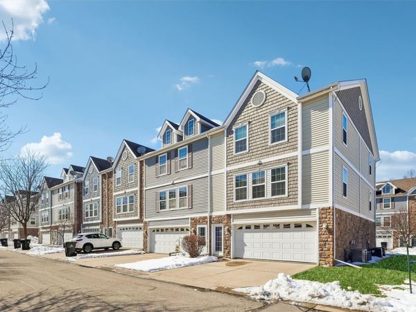 358 NE Sandalwood Drive, Waukee, IA 50263