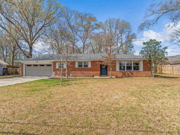 3035 Old Baker Rd, Zachary, LA 70791