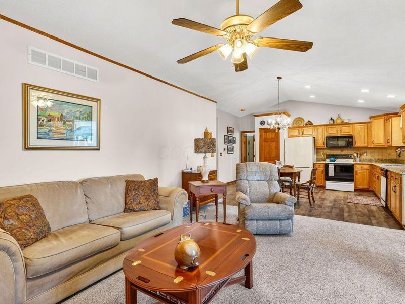 120 N Sarwil Drive, Canal Winchester, OH 43110 Photo 14