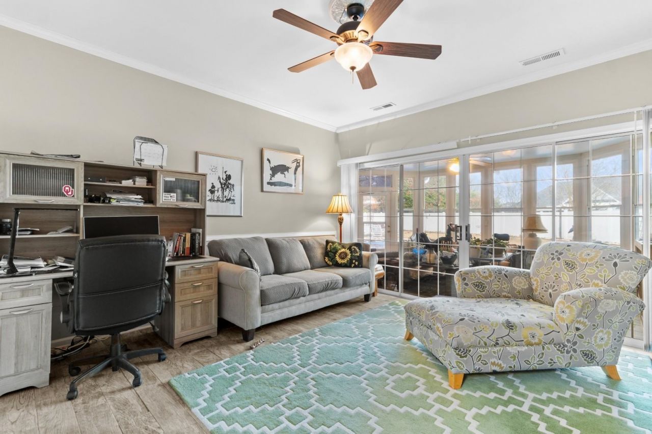 3091 Kings Ct.  Photo 13