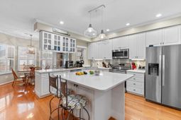 3091 Kings Ct.  photo 4