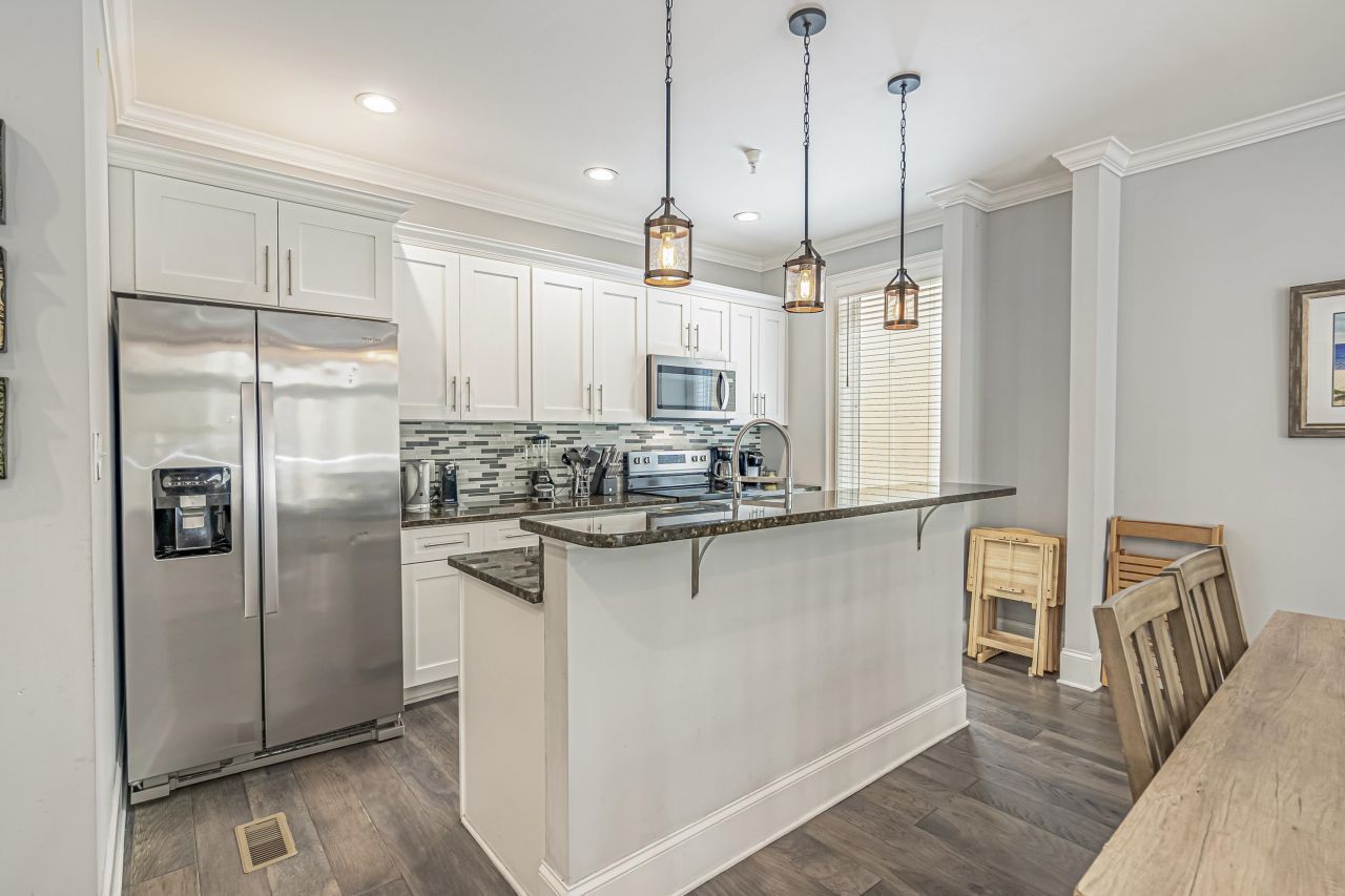 7401 N Ocean Blvd. Photo 11