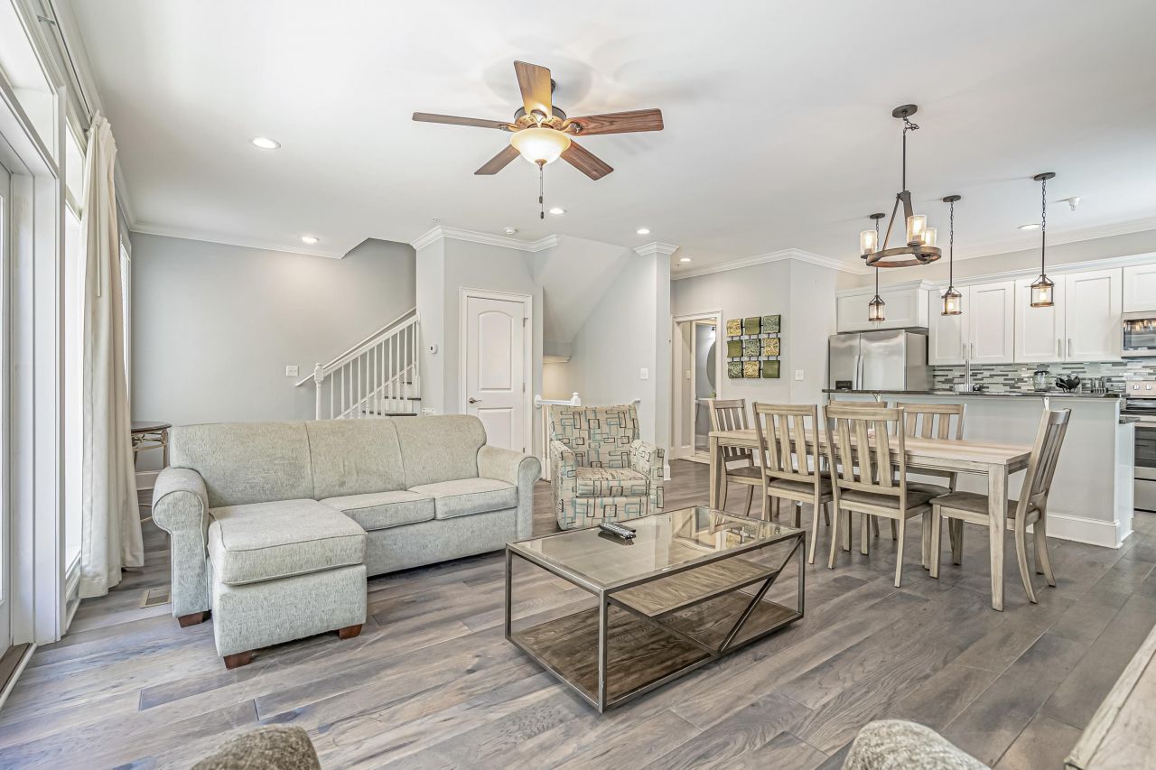 7401 N Ocean Blvd. Photo 4