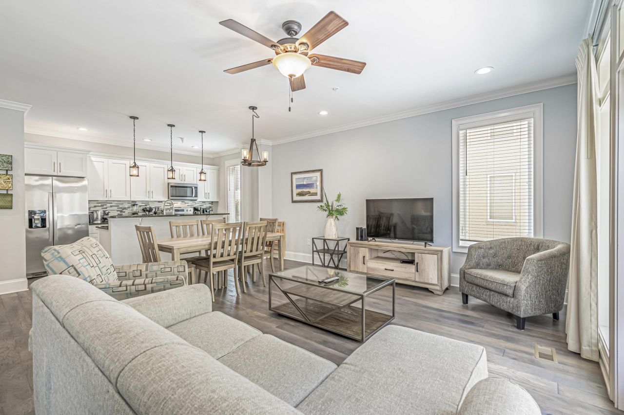 7401 N Ocean Blvd. Photo 5