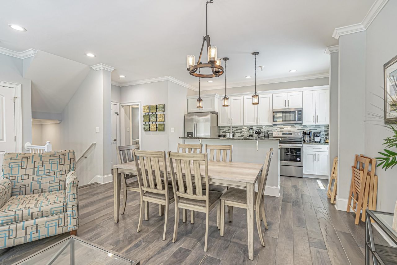 7401 N Ocean Blvd. Photo 8