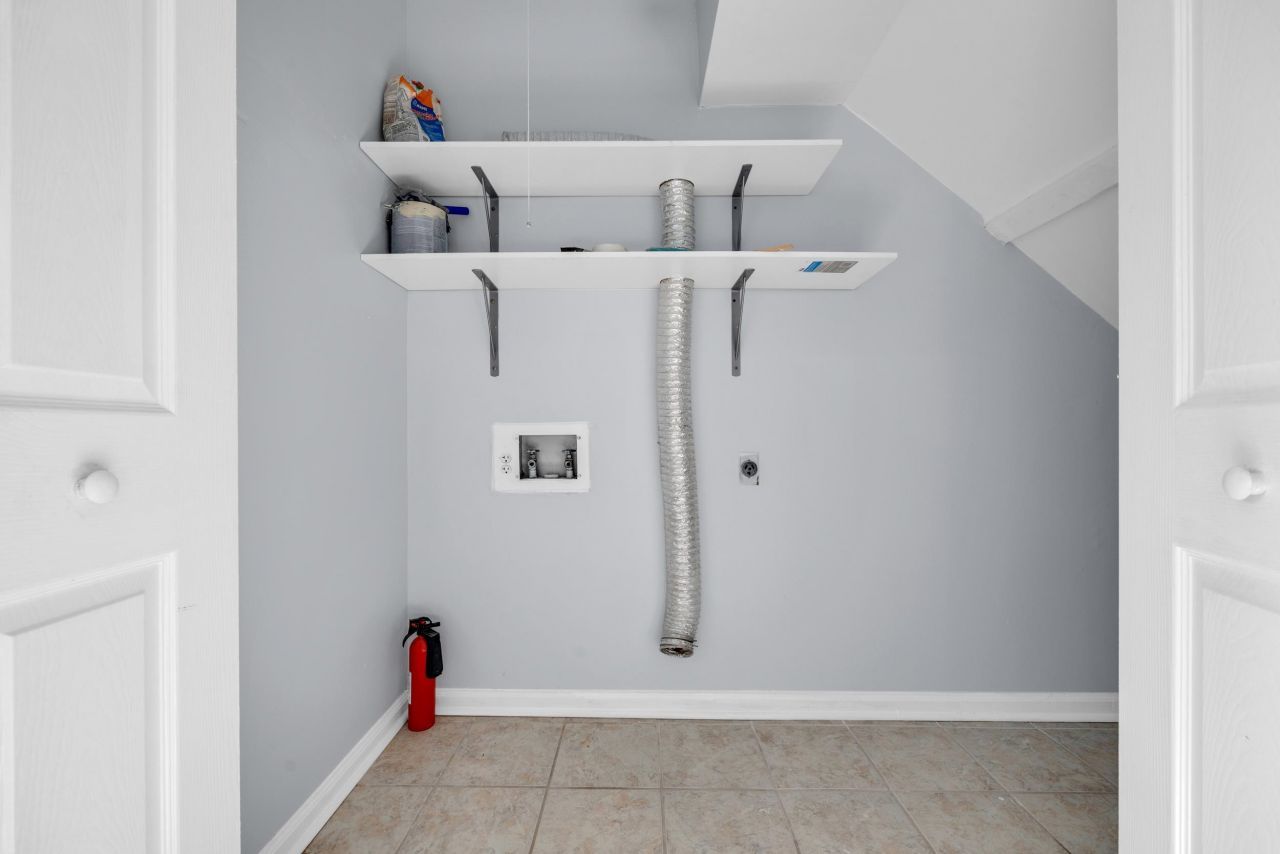 1025 Carolina Rd.  Photo 11