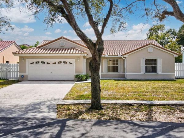 12930 SW 20th St, Miramar, FL 33027