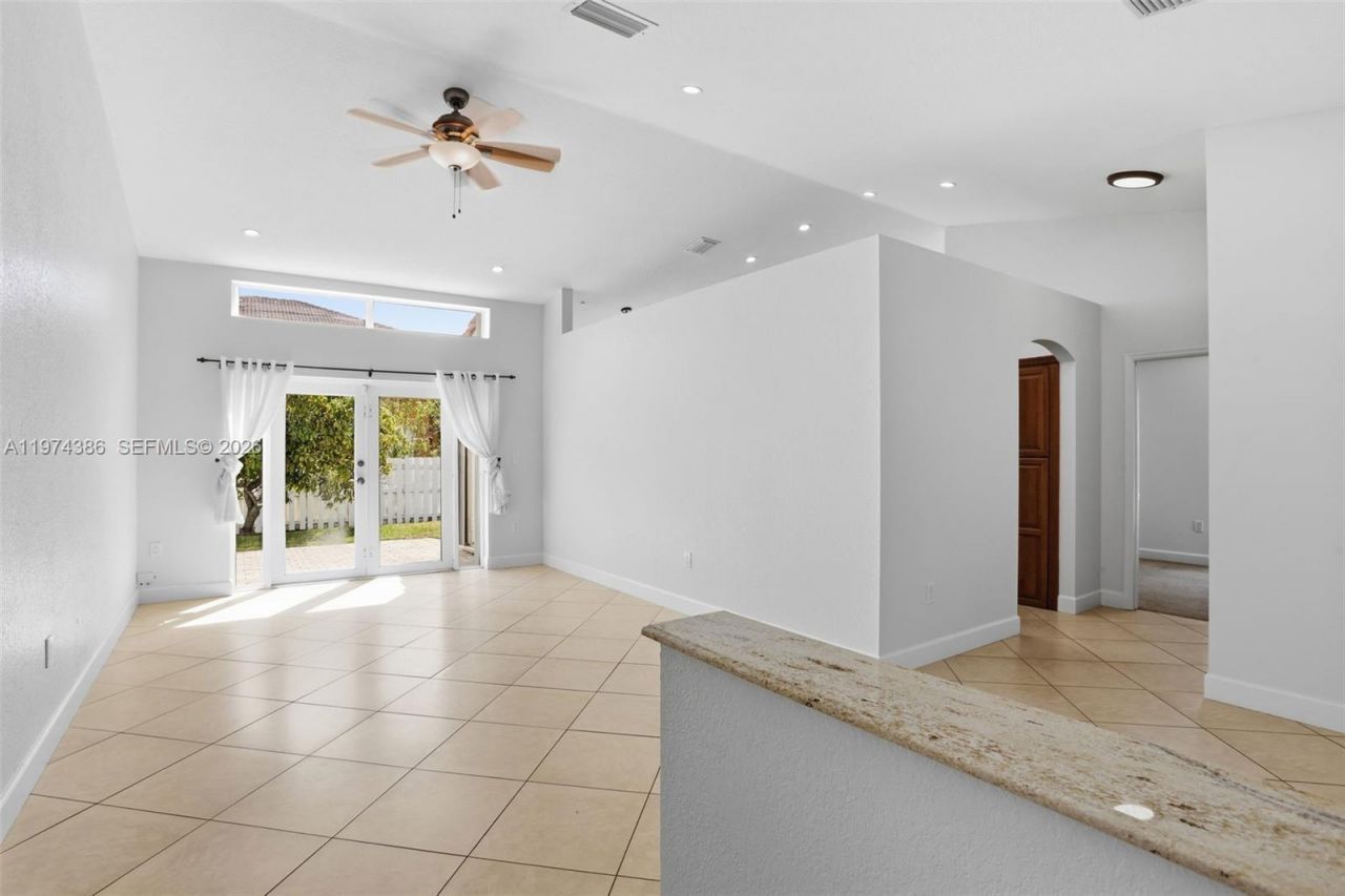 12930 SW 20th St, Miramar, FL 33027 Photo