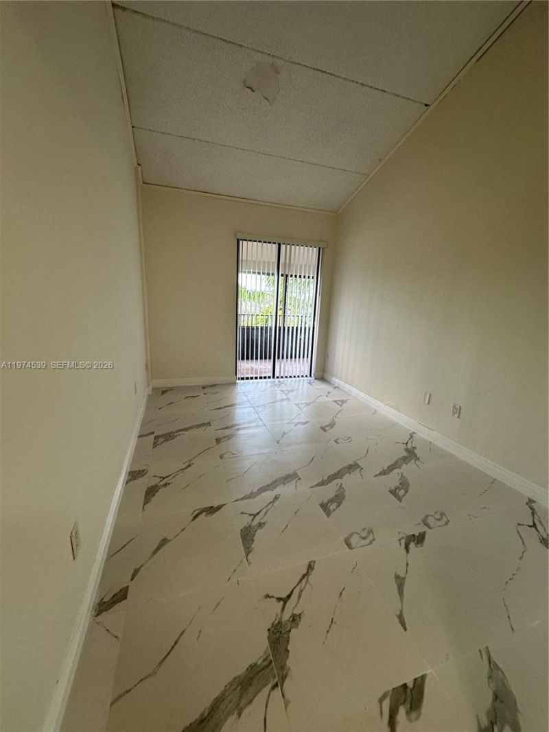 16220 NW 2nd Ave , Unit 512, Miami, FL 33169 Photo